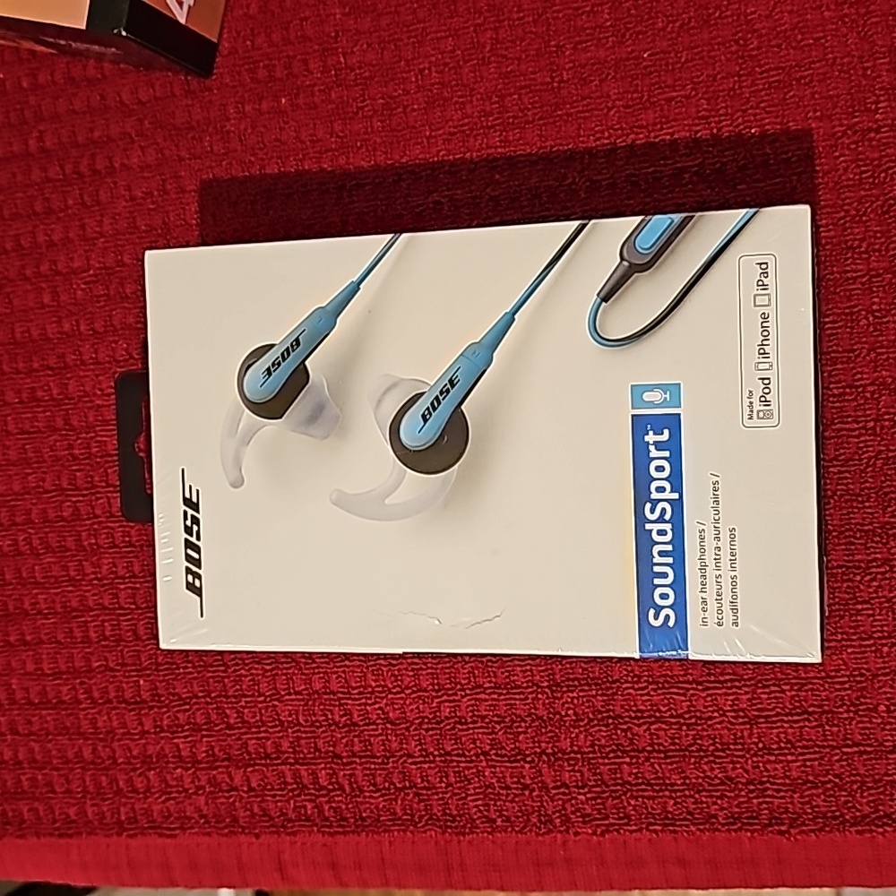 Bose SoundSport in ear headphones